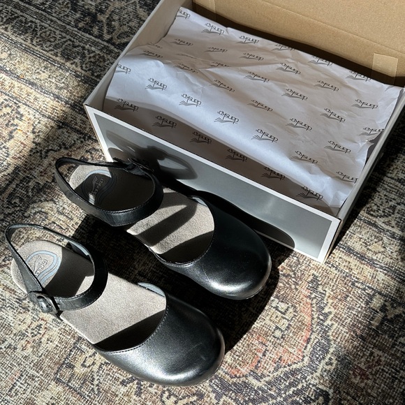 Dansko Black Leather Mules size 36 US 5.5-6 NEW with original box - Picture 5 of 8